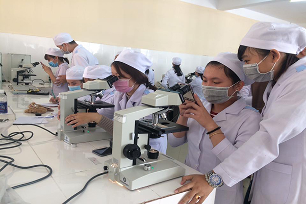 Nghiên cứu mối tương quan giữa oxit nitric….và kiểm soát hen suyễn ở trẻ em Việt Nam
